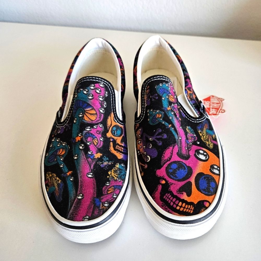 NWT Vans | Trippy Dip Classic Slip-On Shoes Black Multi Mushroom Skull Women 9 - Picture 5 of 7